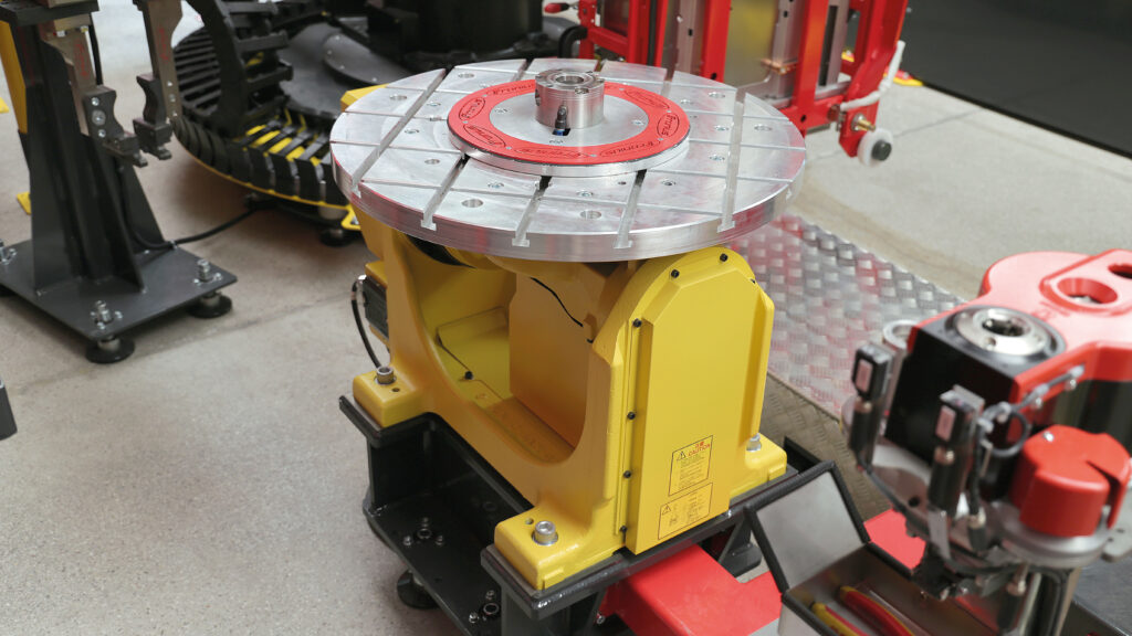 Rotary turntable