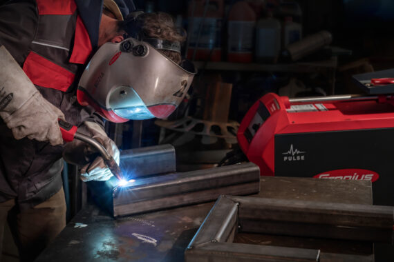 Pulsing as a universal solution in steel welding