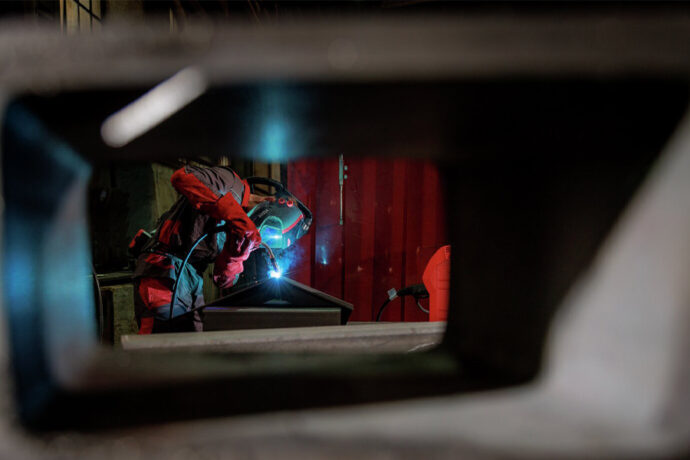 Flexible welding machines as a solution for shortage of skilled welders