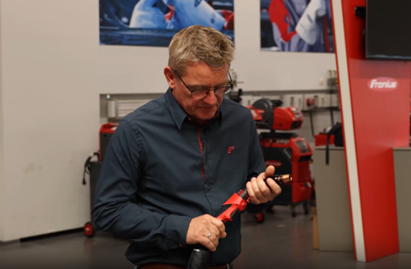 Bernd Rutzinger, Coordinator Bodywork bei Fronius International