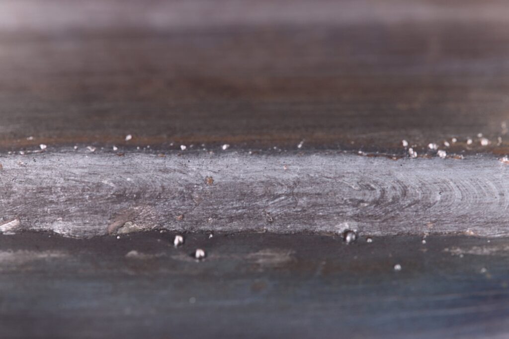 Welding spatter
